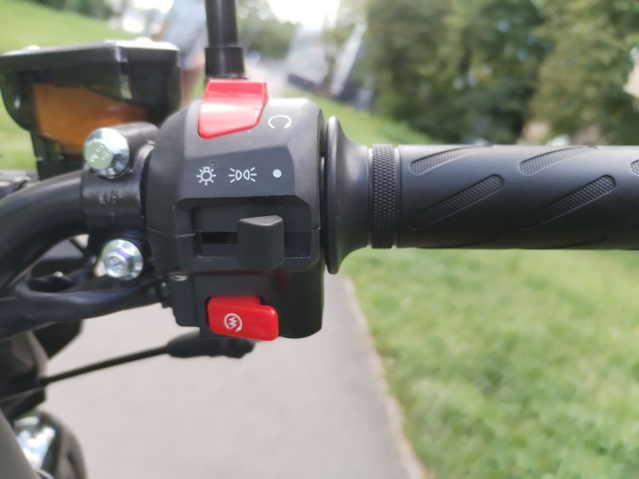 Мотоцикл SPARK SP250R-33