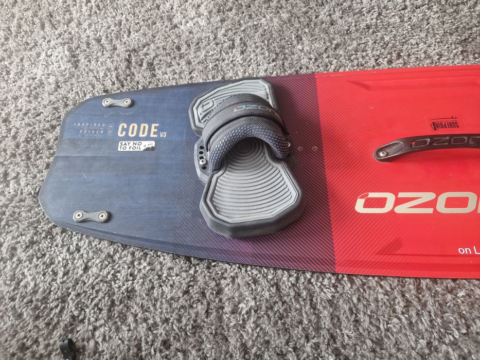 Deska kitesurfing ozone code V3