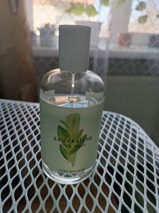 Туалетна вода. Ів Роше.