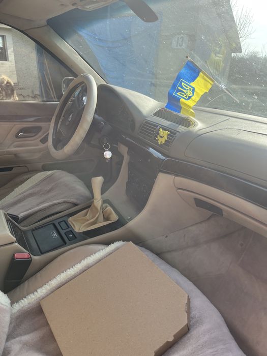 Продам Бмв е38 730і