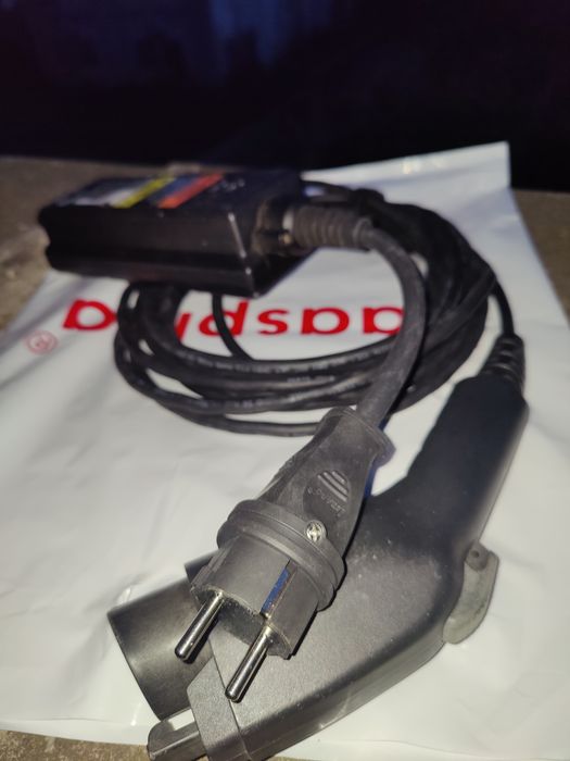 Зарядний пристрій Chevrolet volt 2 bolt