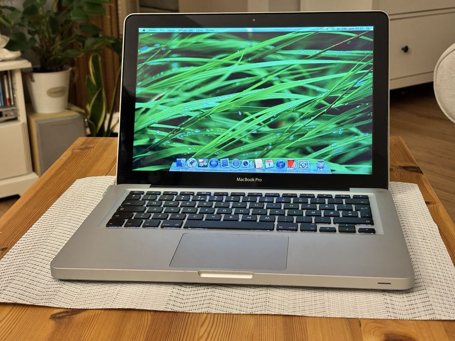 Macbook pro 13 unibody early 2011 i5 4gb 500hdd