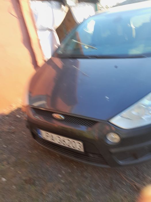 Samochód Ford S-Max