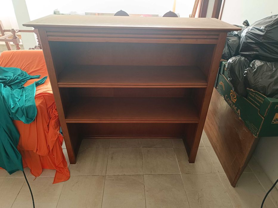 Mobília Quarto [Madeira/ Superfície em pedra] #2