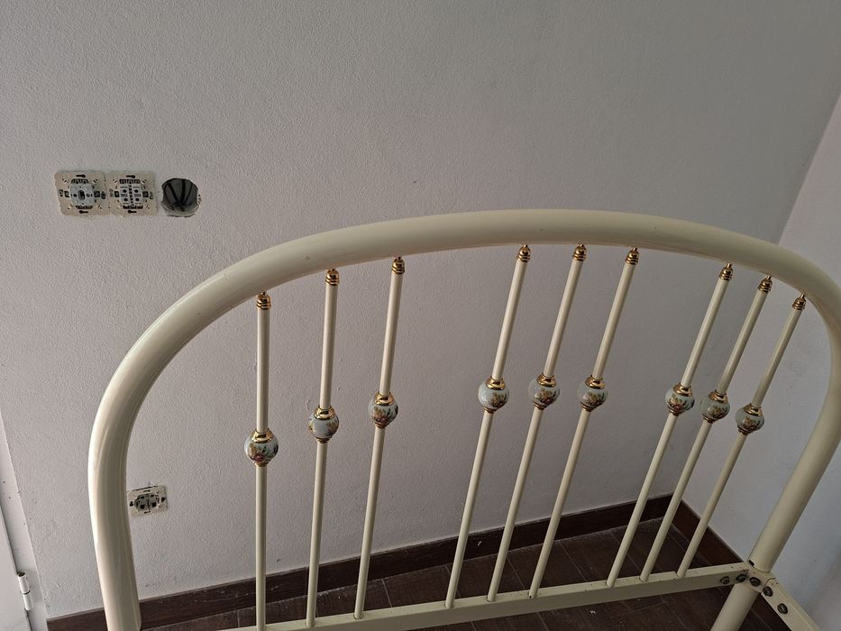 Uma Cama muito Gira e muito Fixe.