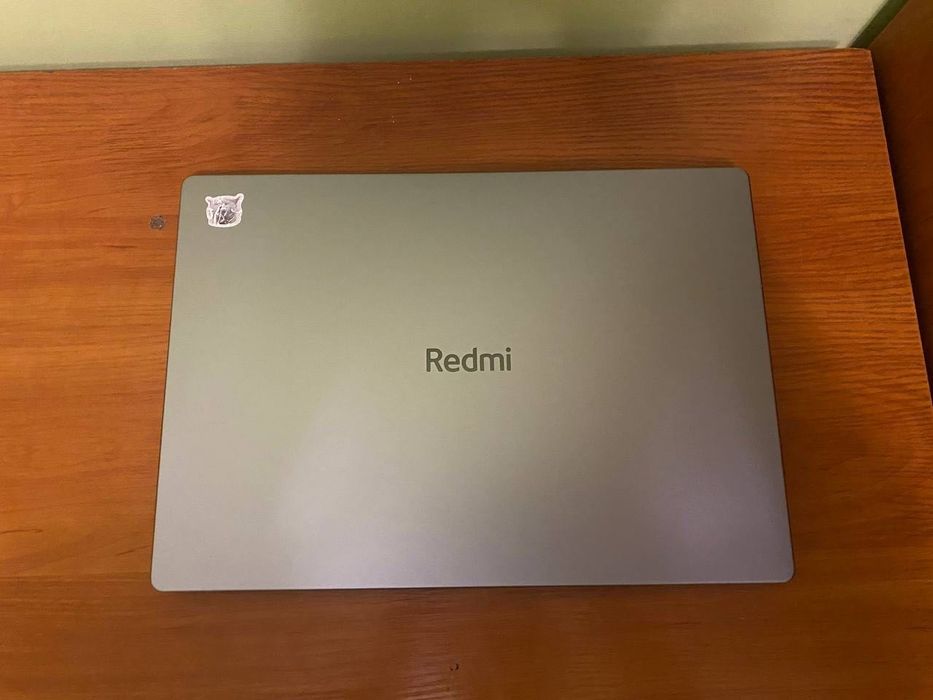 Laptop Redmibook 16 2024