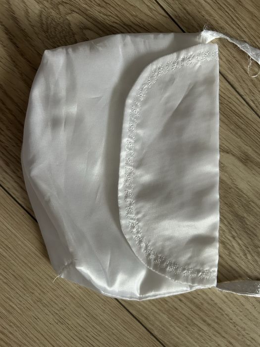 biała malutka torebka komunijna