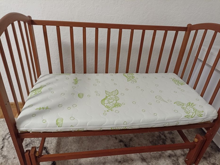 Продам ліжечко дитяче