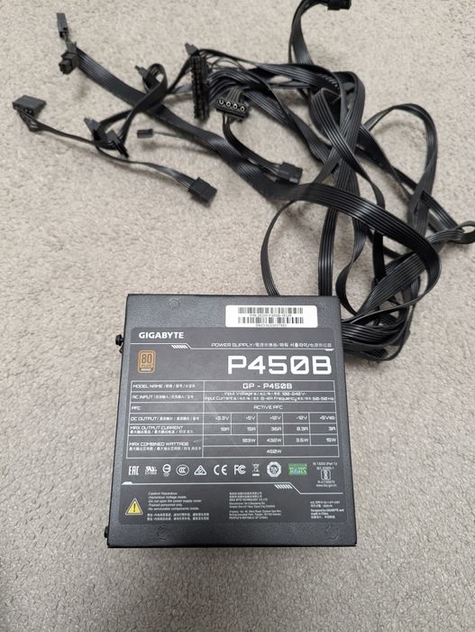 Блок живлення gigabyte p450b 450w