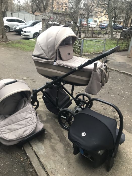 Дешево 3 в 1 коляска Anex в отличном состоянии! на Вадатурского 71\1