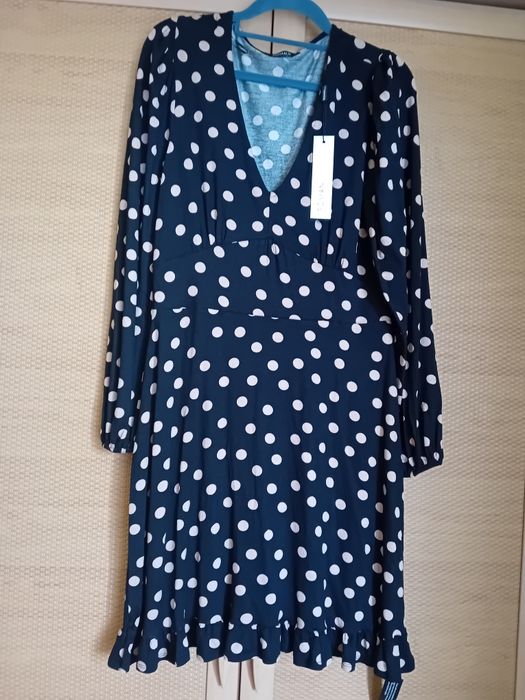 Sukienka  wygodna I przewiewna