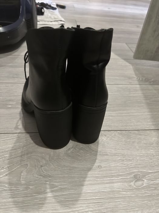 Кожані демисезоні ботінки