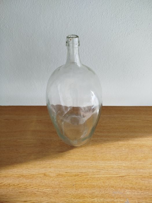 Garrafão de vidro antigo