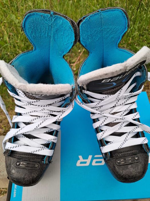 Łyżwy hokejowe dziecięce Bauer XLP rozm. 12 YTH