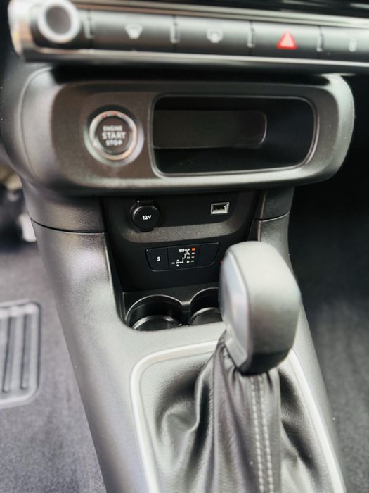 Citroen C3 1.2Pure Tech Shine 2023 рік Official