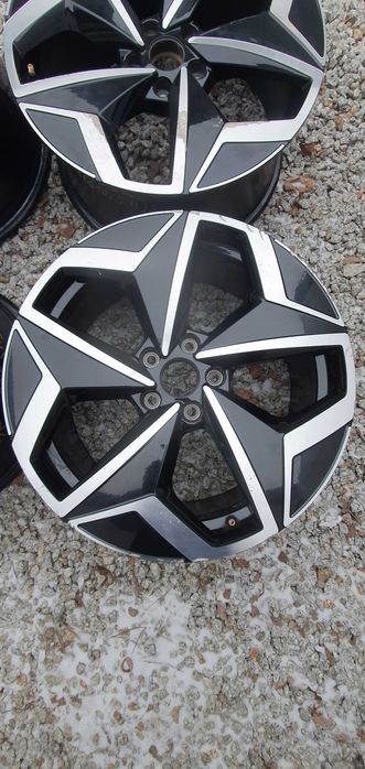 Felgi aluminiowe 19 alufelgi 19" VW ID.3 ID3 10A601025H 10A601025S