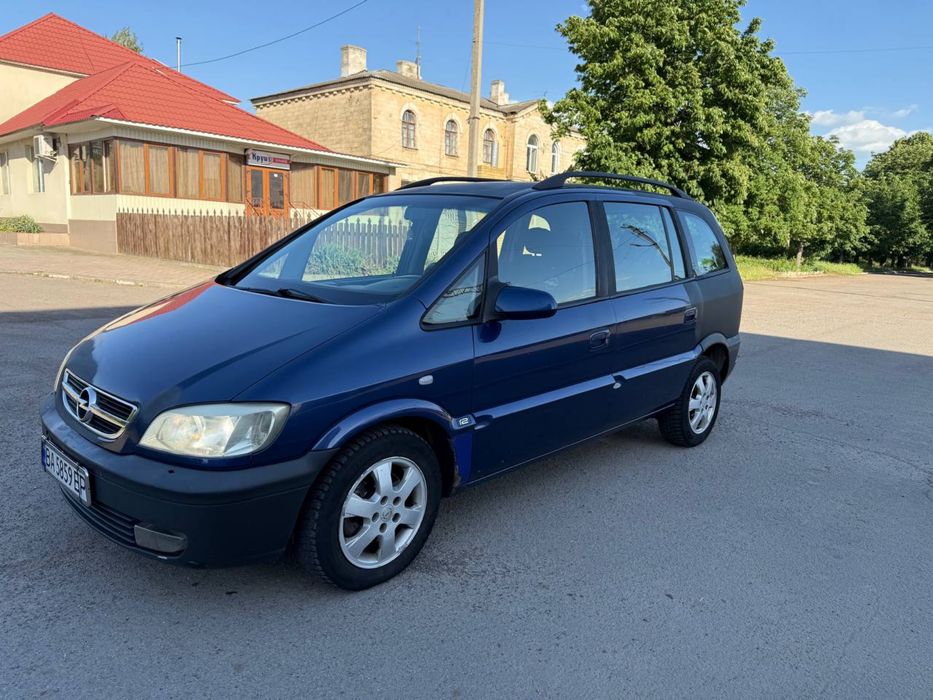 Opel Zafira 2.2tdi