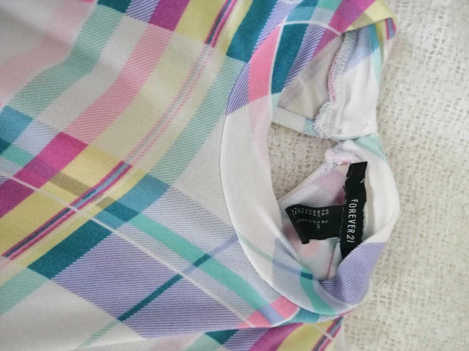 Vestidos de verão S e sandálias