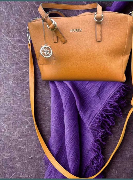 Torebka GUESS Tulip – Skórzana, jak nowa!