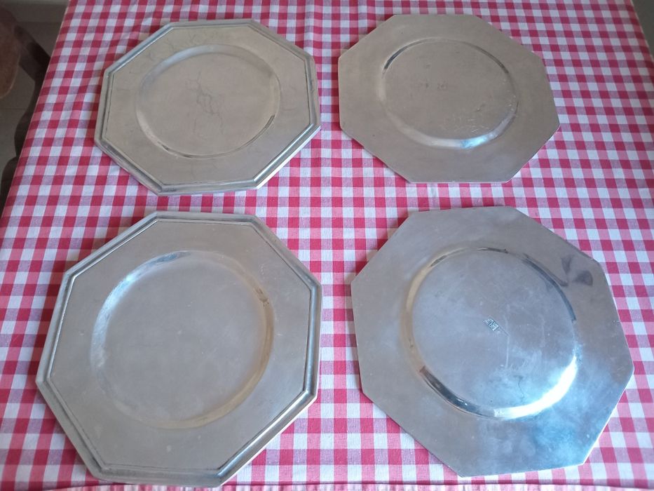 Bandejas em alumínio puro De Campos