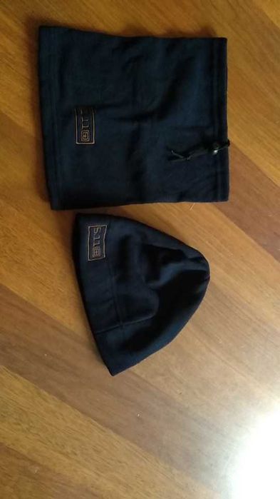 Gorro e Gola Polar Preto - Novo - 2 em 1