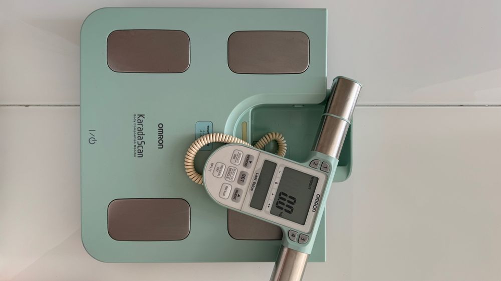 Ваги-аналізатори  OMRON BF-511 (НBF-511-Т-Е)