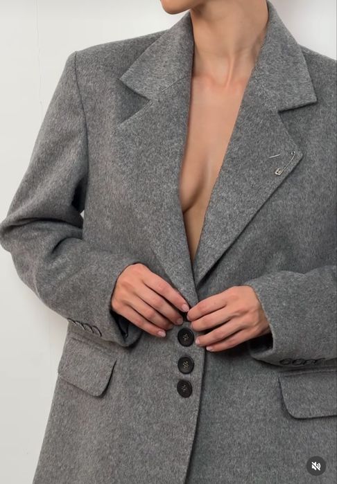 Продам пальто-жакет onesize