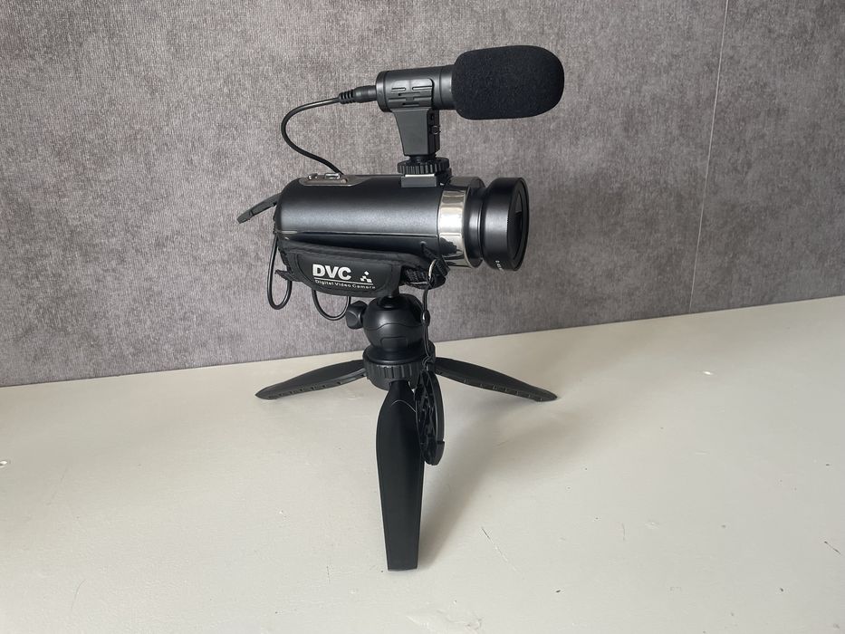 Продам нову камеру 2.7К, якісь відео на висоті