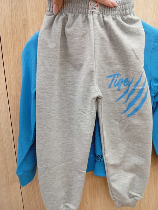 Komplet chłopięcy tygrys 9-10 lat