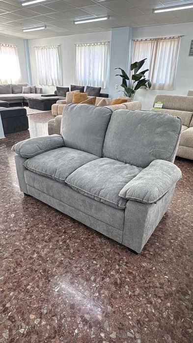 Sofa 3 + 2 Novo Levamos a sua casa Envio gratis
