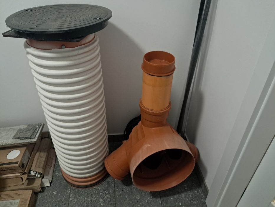 Sprzedam studzienkę kanalizacyjną z trójnikiem