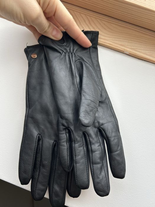 Nowe czarne skorzane rekawiczki Mohito