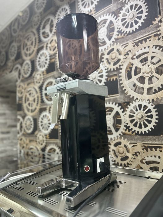 Кавомолка Eureka Simonelli під пакет або фільтр машину