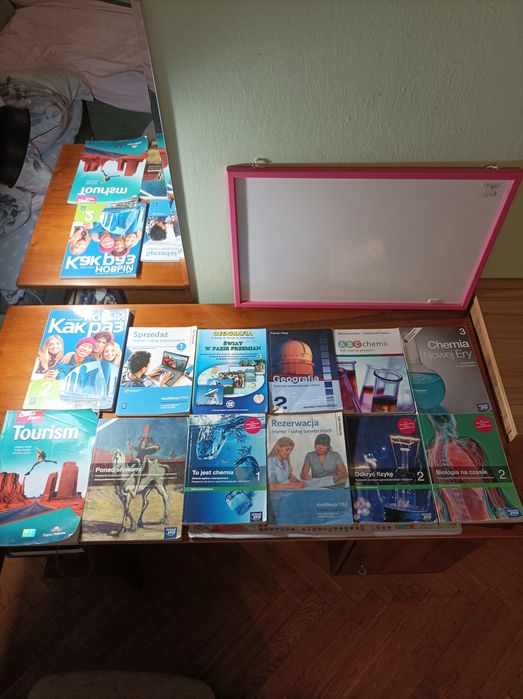 Książki do liceum technikum w dobrym stanie
