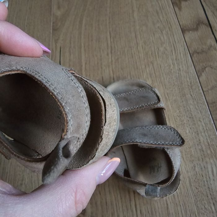 Sandałki hm 18 19 20