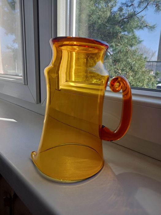 Dzbanek PRL kolor miodowy Warto !!