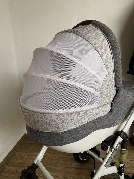 Коляска 2 в 1 як дівчинки так і для хловчика