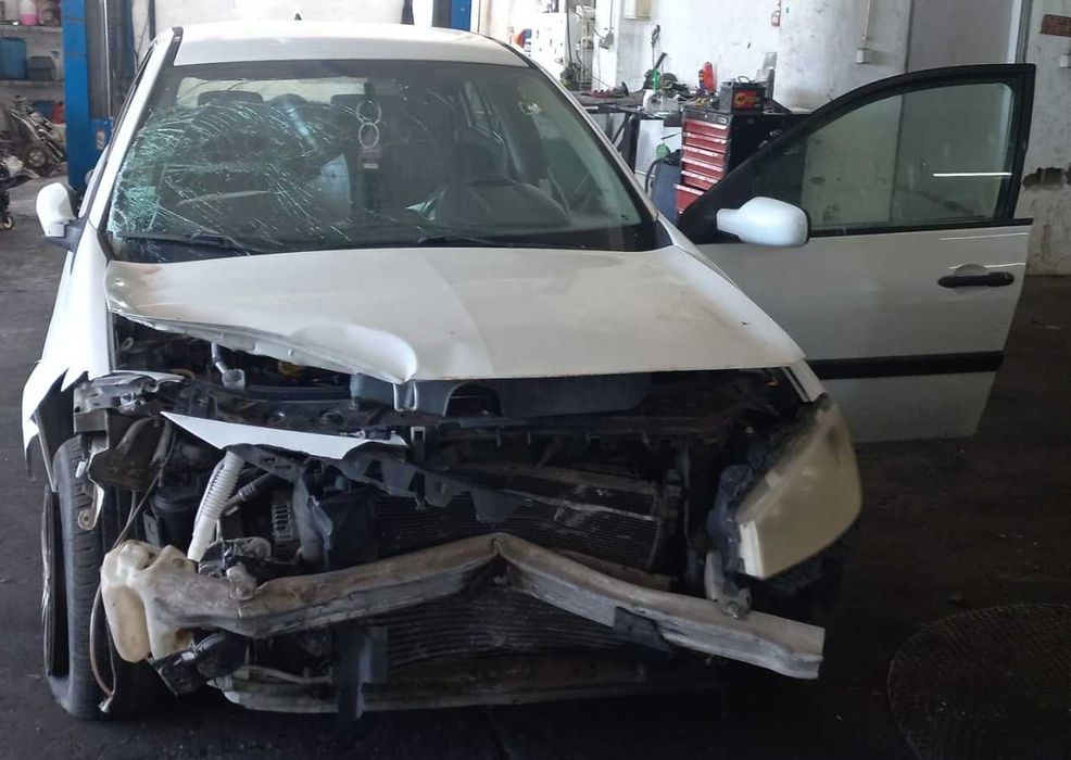 Renault Megane para peças