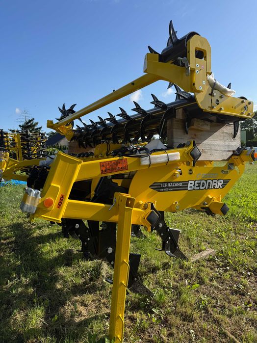 BEDNAR Terraland TN4000 HD9R Pług dłutowy od ręki 2026