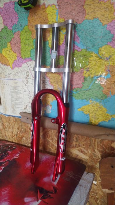 Вилки різні з амортизатором і без.РозпродажНові і вживані.розмір 24/ 2