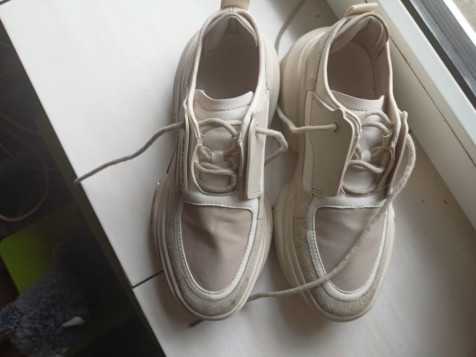 Sprzedam Buty damskie