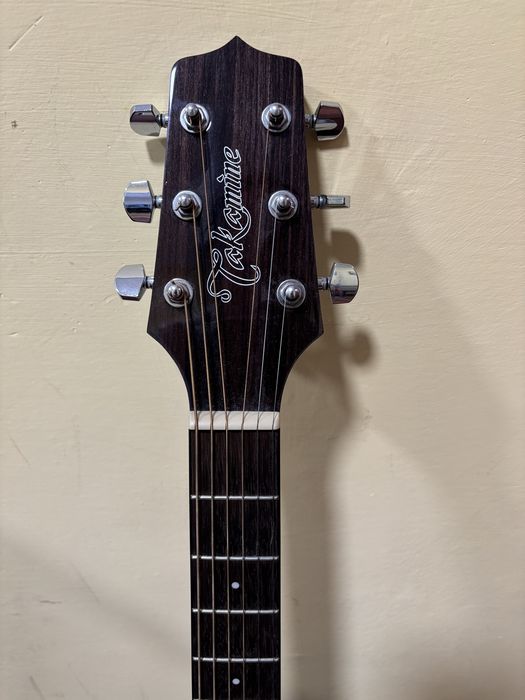 Gitara akustyczna TEKAMINE