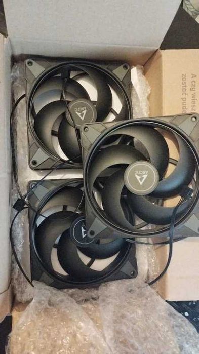 3 wentylatory chłodzące do PC Arctic P14 Max 140 mm