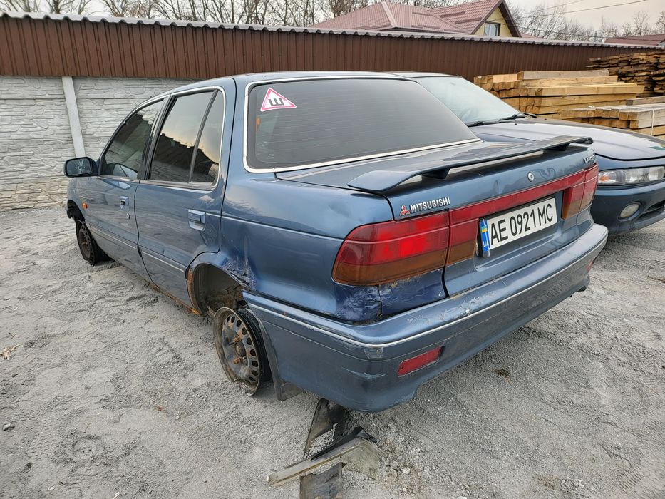 Запчасти mitsubishi lancer 1989-1992 Мицубиси Лансер 1.5 инжектор