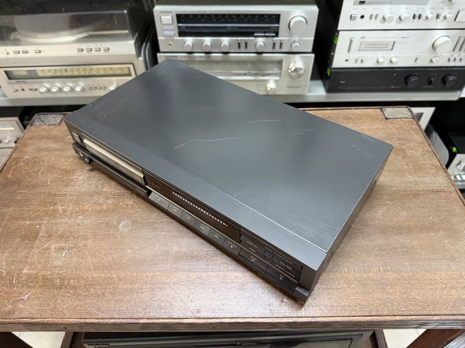 Odtwarzacz plyt CD Technics SL-P200 Audio Room