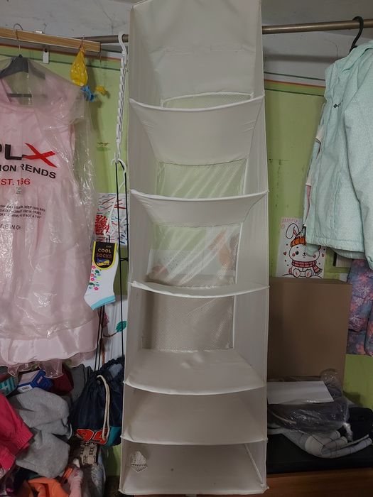 Полиці для речей