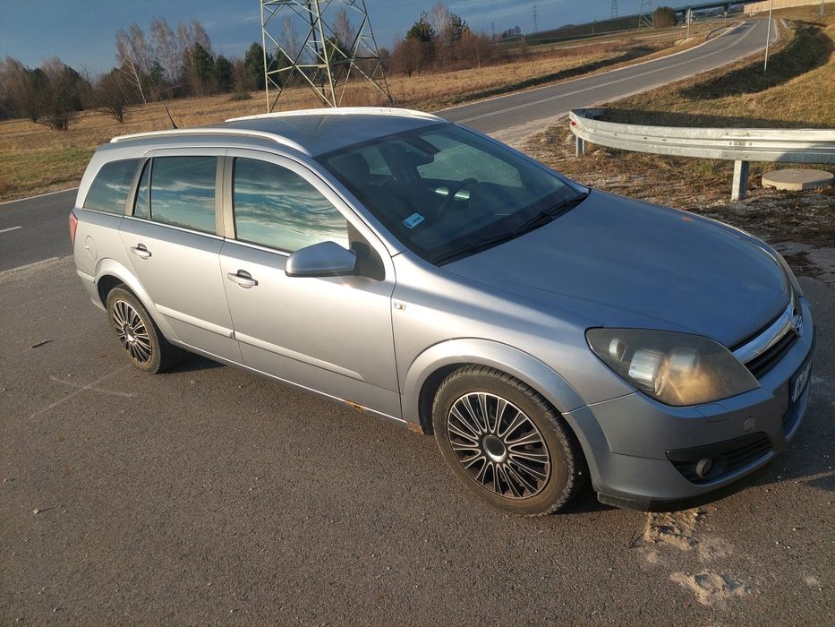 Opel Astra H 1.6 benzyna
