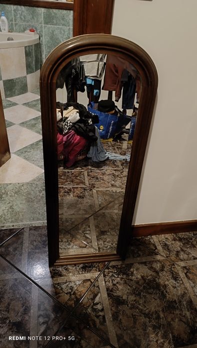Vitrine em vidro e espelho