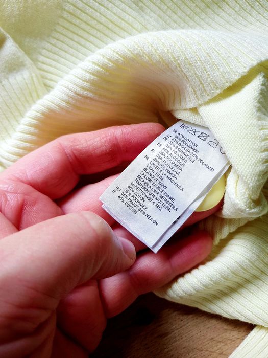 Śliczny sweterek z HM  z Londynu roz S nowy..