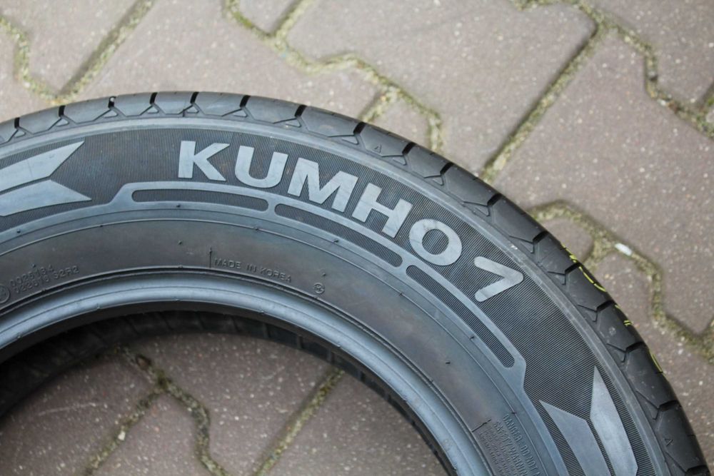 195 75 r16C Kumho PORTRANS KC53